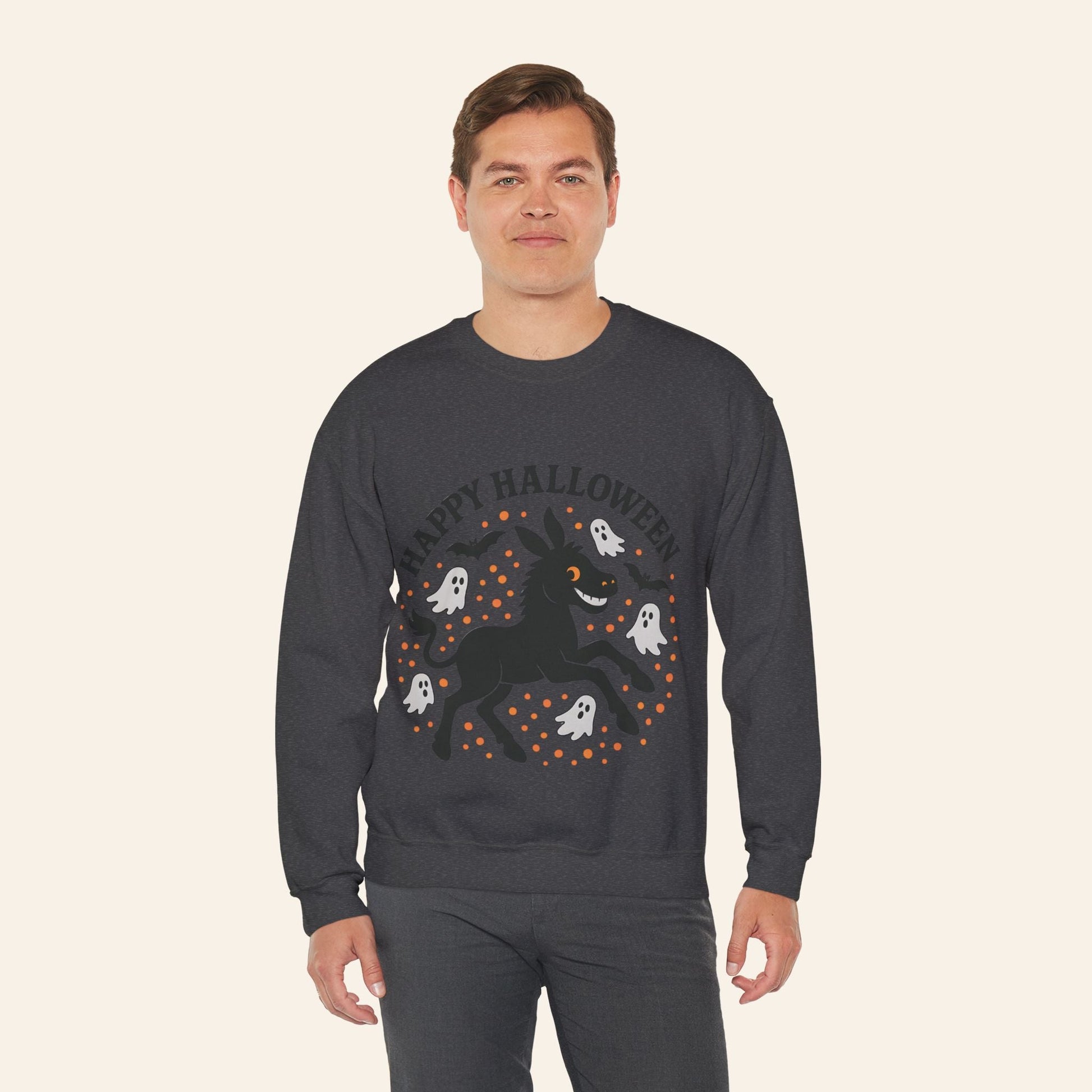Sweatshirt Happy Halloween Donkey Sweatshirt – Spooky, Cozy, Fun