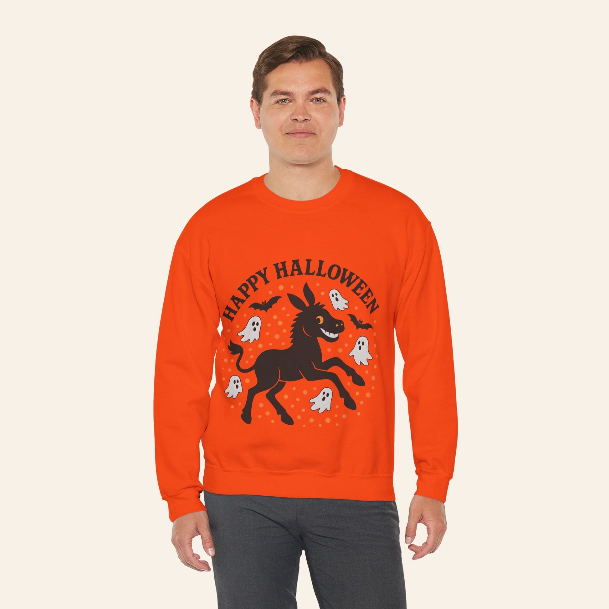 Sweatshirt Happy Halloween Donkey Sweatshirt – Spooky, Cozy, Fun